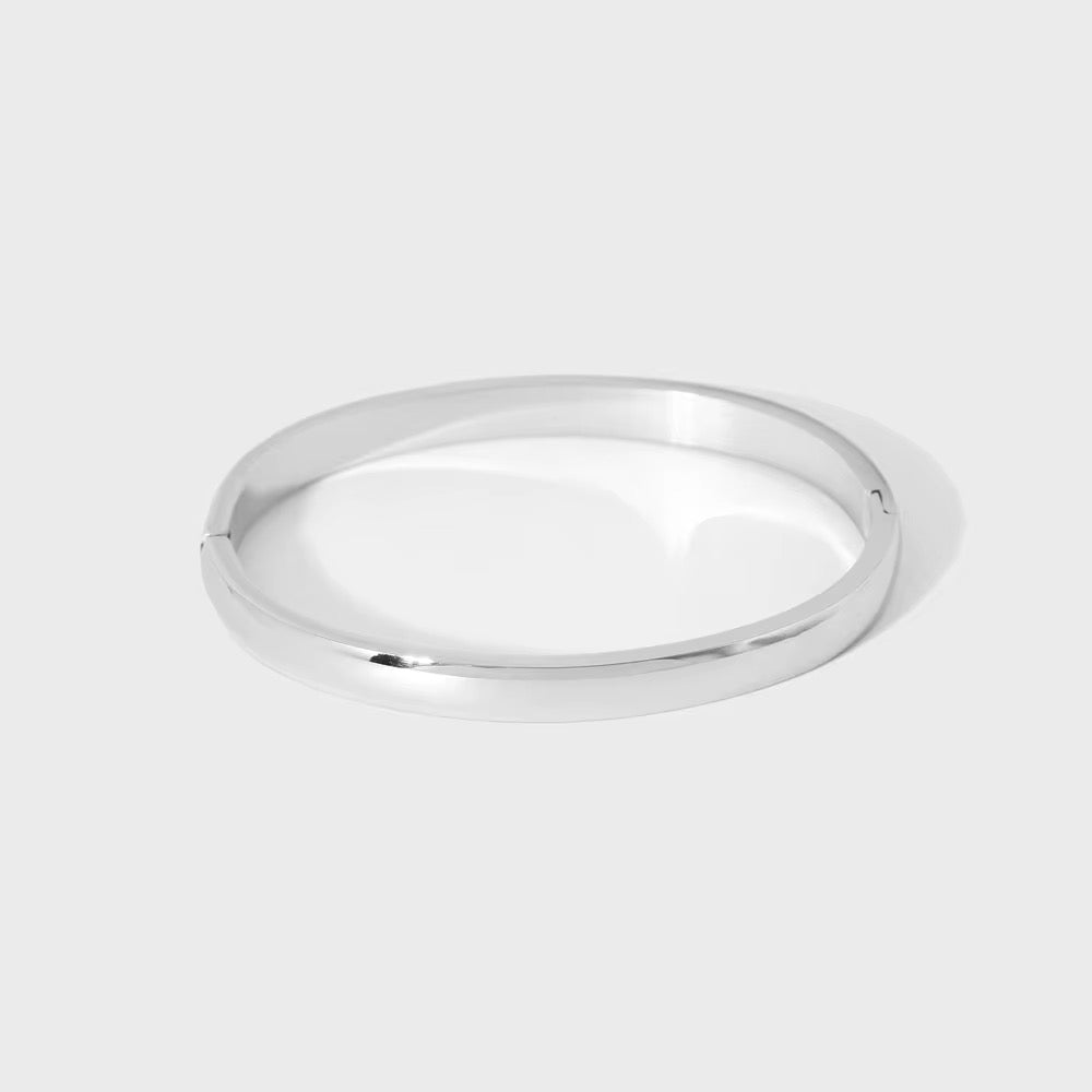 Luxe 5-Piece Bracelet Gift Box – Premium Mixed Set with 2 Silver Bracelet